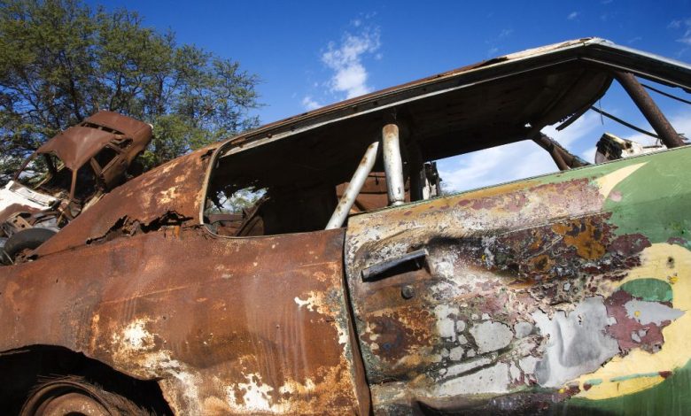Junk Car Buyer Turning Your Clunker into Cash