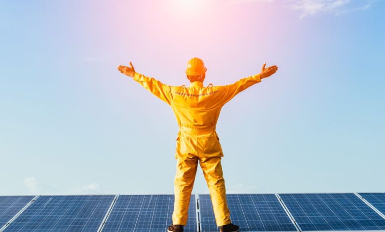 Solar Panels Cleaning Maximizing Efficiency and Sustainability
