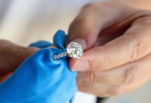 Second-Hand Engagement Rings